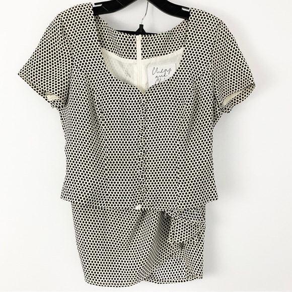 Vintage Cheap & Chic by Moschino size 6 Two Piece Polka Dot Set - Picture 2 of 10